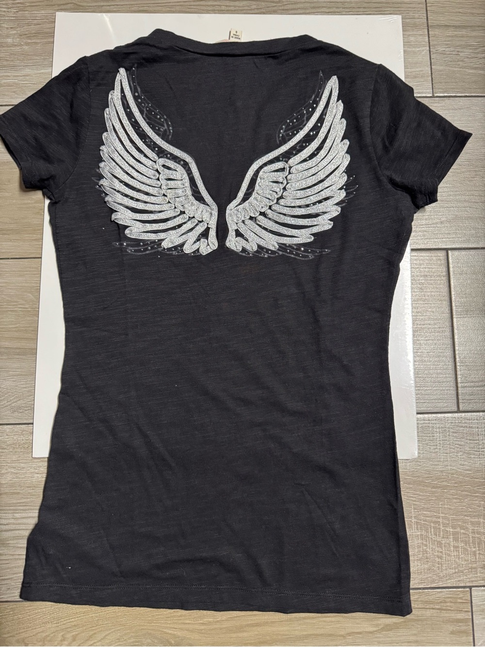 PH8 womens Black Women's Graphic Wing Tee size small
